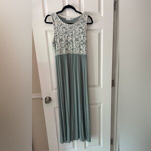 COCO & MAIN SUMMER MAXI DRESS